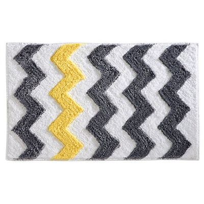 iDesign Chevron Tapete de casa de banho antiderrapante e de secagem ideal, tapete de banho de poliéster de microfibra com zigue-zague, cinzento/amarelo, 86 x 53 cm
