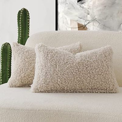 Foindtower Kuddöverdrag, 2 st, lockiga, teddyull, fuskpäls, örngott, dekorativa Boucle-texturerade, ländrygg, prydnadskudde, accent, fårskinn, för stol och soffa, 30 x 50 cm, neutral gräddfärg