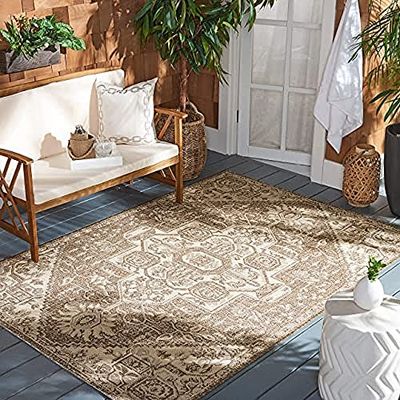 SAFAVIEH Tapis Medallion pour intérieur et extérieur – Collection Beachhouse, Poils Courts, Couleur crème et Beige, 79 x 152 cm