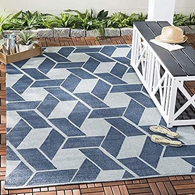 SAFAVIEH Tapis géométrique pour Salon, Salle à manger, Chambre à coucher - Recycled Plastic Collection, Tapis à poil court, Indigo, 122 X 183 cm