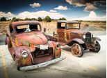 Papermoon Fototapete »Abandoned Old Cars«