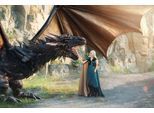 Papermoon Fototapete »Frau mit Drache«