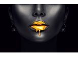 Papermoon Fototapete »Abstraktes goldfarbenenes Make-up«