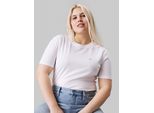 Calvin Klein Jeans Plus T-Shirt »PLUS CK EMBRO BADGE REGULAR TEE«, in Grossen Grössen und Markenlabel