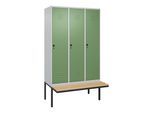 C+P Spind Classic PLUS, Bank, 3 Abteile, 2120x1200x815mm, 7035/6011 Verschluss Sicherheits-Drehriegel 4 Garderobenhaken Sitzbanktyp auskragend ; C + (0800407-32|S10006)