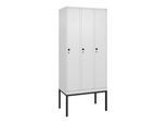 C+P Spind Classic PLUS, Gestell, 3 Abteile, 2120x900x500mm, 9016/9016 Verschluss Sicherheits-Drehriegel 4 Garderobenhaken Trennwand mittig ; C + P Möb (0800307-30F|S10014)