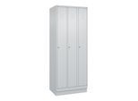 C+P Spind Classic PLUS, Sockel, 3 Abteile, 1950x750x500mm, 7035/7035 Verschluss Zylinderschloss 3 Garderobenhaken ; C + P Möbelsysteme (080020-39|S10024)