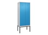C+P Schwarz-Weiß-Spind Classic PLUS, Gestell, 2 Abteile, 2120x800x500mm, 7035/50 Front RAL 5012 Lichtblau Verschluss Zylinderschloss ; C + P Möbelsyst (0800327-22|S10019)