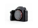 Alpha 7 III - Schwarz + Sony FE 85mm f/1.8 f/1.8