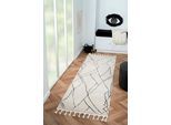 Hochflor-Läufer "Moroccan Drawline", schwarz-weiß (weiß, schwarz), B:80cm H:24mm L:250cm, Polyester, Polypropylen (PP), MYFLAIR MÖBEL & ACCESSOIRES, Teppiche, modern, marokkanisches Design, flauschig weich durch Hochflor