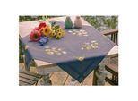 Stickmitteldecke"Rotkehlchen & gelbe Blumen"