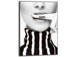 Poster REINDERS "Ssshhh", schwarz-weiß (farbe bild(er): schwarz, weiß), B:50cm H:70cm T:1,6cm, Bilder, Poster, Home Office - Frau - Stille - Schwarz-Weiß - MDF - Menschen - 50x70 cm