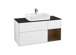 Villeroy und Boch Finion Waschtischunterschrank F422GNGF 120cm, Abdeckplatte black matt, Regal rechts Walnut veneer, Glossy white lacquer