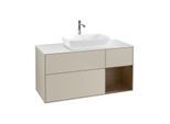 Villeroy und Boch Finion Waschtischunterschrank F831GNHH 120cm, Abdeckplatte white matt, Regale Walnut Veneer, Sand Matt Lacquer