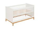 Jimmylee Gitterbett Scandic, Weiß, Eiche, Holz, Holzwerkstoff, Birke, Eiche, massiv, 75x84x146 cm, EN 71, zum Juniorbett umbaubar, höhenverstellbar, Warnhinweise am Produkt, Aufbauanleitung im Karton, Lattenrost inklusive, Schlupfsprossen, Babymöbel, Babybetten, Gitterbett
