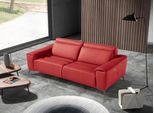 2,5-Sitzer EGOITALIANO "Suzette, Designsofa mit elektrischen Komfortfunktionen, edel & bequem", rot (kirschrot), B:218cm H:95cm T:100cm, Leder »BULL« (echtes Rindsleder). Geschliffenes, pigmentiertes und behandeltes Rindsleder mit einer Dicke von 1, 3-1, 5 mm. Dieses Leder zeigt eine ziemlich weiche Hand mit einem halb undurchsichtigen Aussehen. Es handelt sich um ein geschütztes Leder. Eine leich