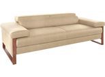 2,5-Sitzer W.SCHILLIG "finn", beige (sahara s37), B:230cm H:71cm T:106cm, Flachgewebe S22 (100% Polyester);Stoff S37 (100% Polyester);Longlife Xtra-Leder Z59: Glattleder mit modischer Prägung. Hautstärke 0, 9 - 1, 1 mm, Sofas, 2 5-Sitzer, German Design Award 2016, Fußgestell Nussbaum natur, Breite 230 cm