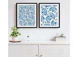 Bild QUEENCE "Toby", blau (farbe rahmen: schwarz, farbe bild(er): blau), B:30cm H:40cm, Acrylglas, Holz, Papier, Bilder, Bild, HD Premium Poster-Druck inkl. Holzrahmen
