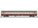 Personenwagen MÄRKLIN "Märklin Schnellzugwagen Avmz 111 - 43852", rot (rot, beige), Modelleisenbahn-Fahrzeuge, KinderB:3,5cm H:5cm L:28,2cm, Kunststoff, Metall, Personenwagen, Made in Europe, B:3,5cm H:5cm L:28,2cm