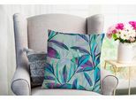 Dekokissen QUEENCE "Falk", blau (babyblau, bedruckt), B:50cm L:50cm, Obermaterial: 100% Polyester, Dekokissen_Sitzkissen_Kissenhüllen, Dekokissen, Kissenhülle,Sträucher,Floral,Botanisch,Naturmotiv,Grüne Blätter,Zart