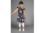 Jerseykleid KIDSWORLD "Shirtkleid im trendigen Allover-Muster", Mädchen, Gr. 140/146, N-Gr, Kurzarm, Jersey, schwarz (schwarz geblümt), Jersey, Obermaterial: 95% Baumwolle, 5% Elasthan, bedruckt, geblümt, ausgestellt kniefrei, Rundhals, Flügelärmel, Kleider Jerseykleid, mit Flügelärmeln