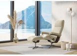 Relaxsessel STRESSLESS "View", beige (cream batick), B:78cm H:108cm T:78cm, Leder BATICK: BATICK ist ein leicht korrigiertes, durchgefärbtes und genarbtes Möbelleder, bei dem die meisten Unebenheiten und Spuren in der Regel entfernt wurden., Sessel, Relaxsessel, mit Hocker, mit Cross Base, Größe S, M & L, Holzakzent Wenge