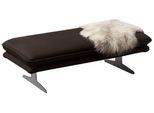 Polsterhocker W.SCHILLIG, braun (braun z59), B:145cm H:43cm T:71cm, Longlife Xtra-Leder Z59: Glattleder mit modischer Prägung. Hautstärke 0, 9 - 1, 1 mm, Hocker, Polsterhocker, Füße in Chrom glänzend