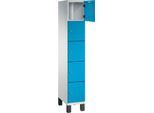 C+P Schließfachschrank Cambio, 1 Abteil, 5 Fächer, auf Füßen, B 300 x T 525 x H 1980 mm, lichtgrau/lichtblau