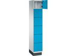 C+P Schließfachschrank Cambio, 1 Abteil, 6 Fächer, mit Sockel, B 300 x T 525 x H 1980 mm, lichtgrau/lichtblau