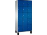 C+P Schließfachschrank Cambio, 3 Abteile, 15 Fächer, auf Füßen, B 900 x T 525 x H 1980 mm, weißaluminium/enzianblau