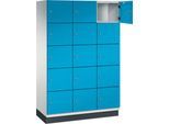 C+P Schließfachschrank Cambio, 3 Abteile, 15 Fächer, mit Sockel, B 1200 x T 525 x H 1980 mm, lichtgrau/lichtblau