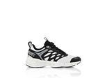 Runner Sneaker Scratch