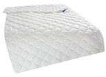 Kunstfaserbettdecke BECO "EcoWell Bettdecken Blauer Engel zertifiziert Für Sommer und Winter", beige (natur), B:155cm L:220cm, Obermaterial: 100% Polyester, Bettdecken, Kunstfaserbettdecke, Bettdecke 135x200 cm, 155x220 cm und weitere Größen