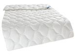 Kunstfaserbettdecke BECO "EcoWell Bettdecken Blauer Engel zertifiziert Für Sommer und Winter", beige (natur), B:155cm L:220cm, Obermaterial: 100% Polyester, Bettdecken, Bettdecke 135x200 cm, 155x220 cm und weitere Größen