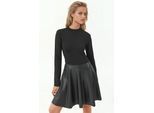 Contrastjurk met Ronde Hals