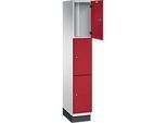 C+P Schliessfachschrank Cambio, 1 Abteil, 3 Fächer, mit Sockel, B 300 x T 525 x H 1980 mm, lichtgrau/rubinrot