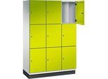 C+P Schliessfachschrank Cambio, 3 Abteile, 9 Fächer, mit Sockel, B 1200 x T 525 x H 1980 mm, lichtgrau/clowngrün