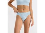 Slip SLOGGI "ZERO Feel Bliss", Damen, Gr. L, blau (light blau), Spitze, Obermaterial: 76% Polyamid, 24% Elasthan, figurbetont, Unterhosen Slip, unsichtbar, mit Spitzenoptik, mit hohem Beinausschnitt