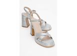 Yvonne Plateau-Sandalen
