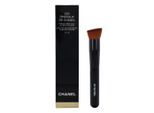 Chanel Les Pinceaux 2-In-1 Foundation Brush.