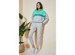 Farbig abgesetztes Kapuzensweatshirt- und Hosen-Set