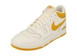 Nike Attack Qs Sp Gelbe Details Weiße Turnschuhe