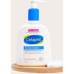 PrettyLittleThing Cetaphil Oily Skin Facial Cleanser 236ml, Clear One Size