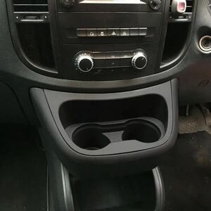 NONE Auto Zentrale Steuerung Wasser Tasse Halter Panel Lagerung Box A44768008319051 Für Mercedes Vito Für Metris W447 2016-2023