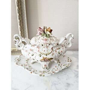 Grande zuppiera in terracotta bianca Bassano Italy con rilievo floreale in stile barocco, vassoio da portata XXL, 43 cm