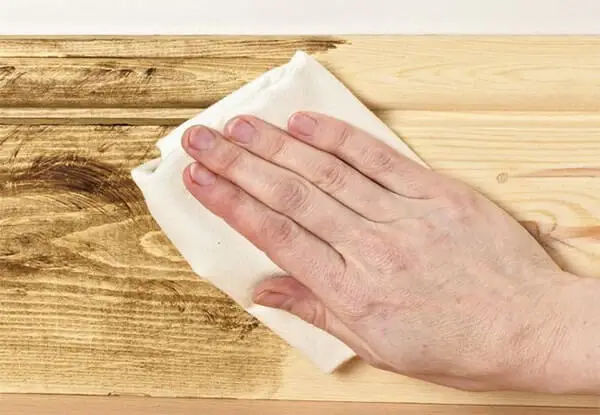 Bí Quyết Bảo Quản Sàn Gỗ Tự Nhiên Giữ Vẹn Vẻ Đẹp Độ Bền Theo Thời Gian