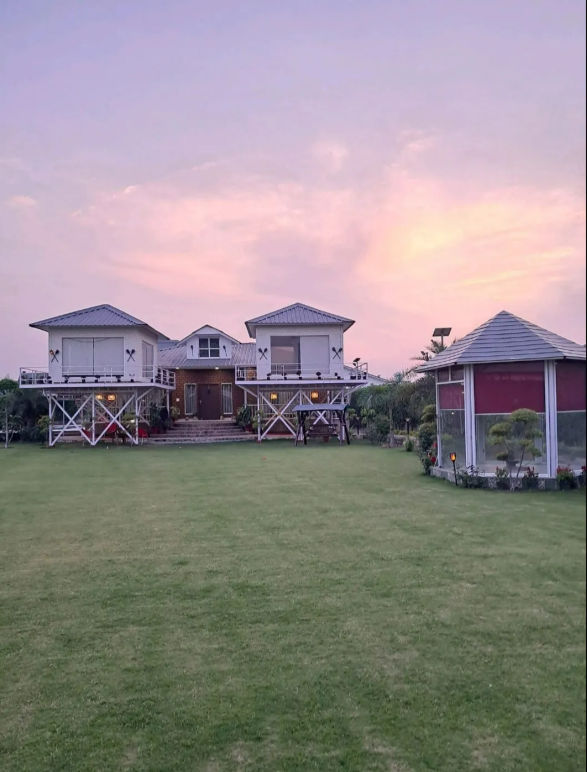 Bar Area at Imaka farm & Resorts