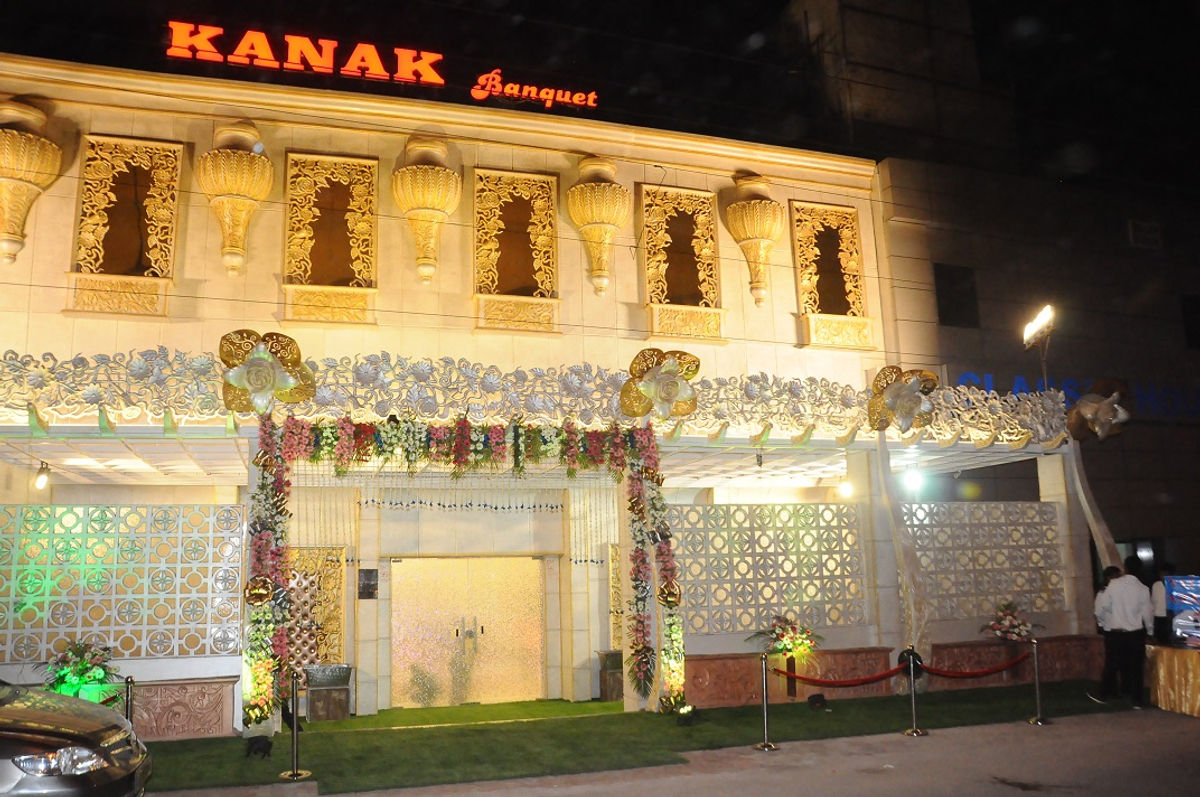 Bar Area at Kanak Banquet