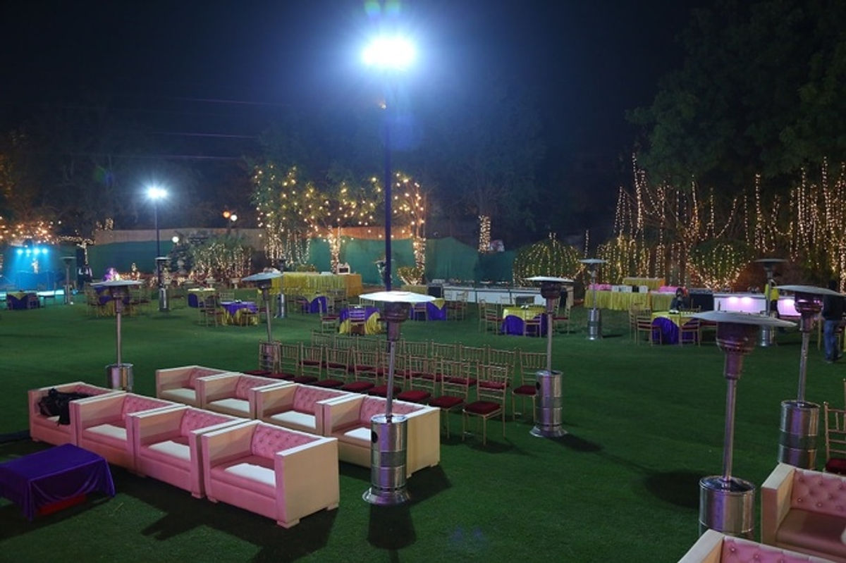 exclusive party packages of Andaz Garden