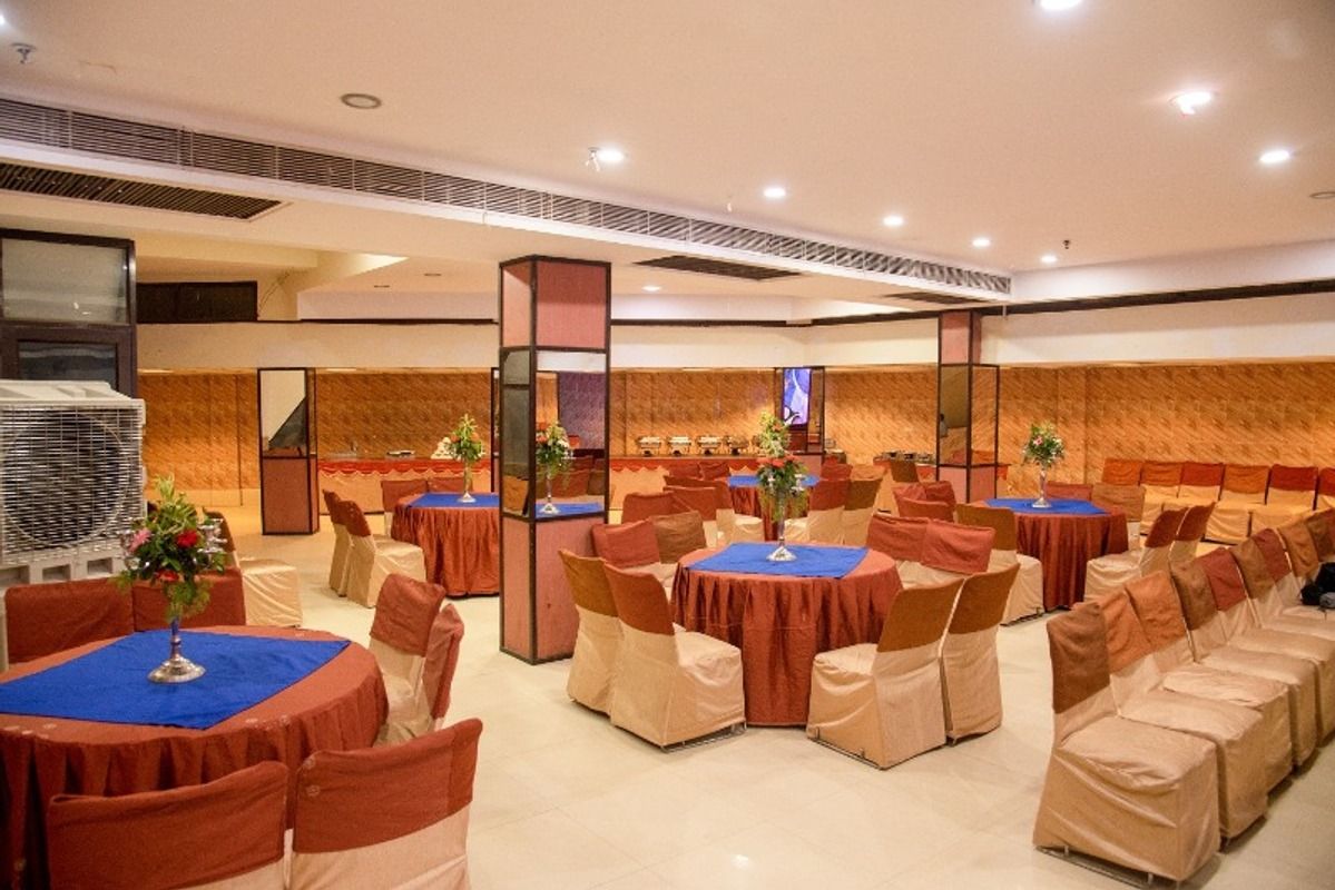 exclusive party packages of Hotel Abhay Palace